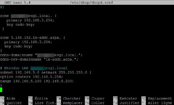 Déclaration des zones DNS directe et inverse avec l'adresse du serveur primaire et la clé rndc dans dhcpd.conf